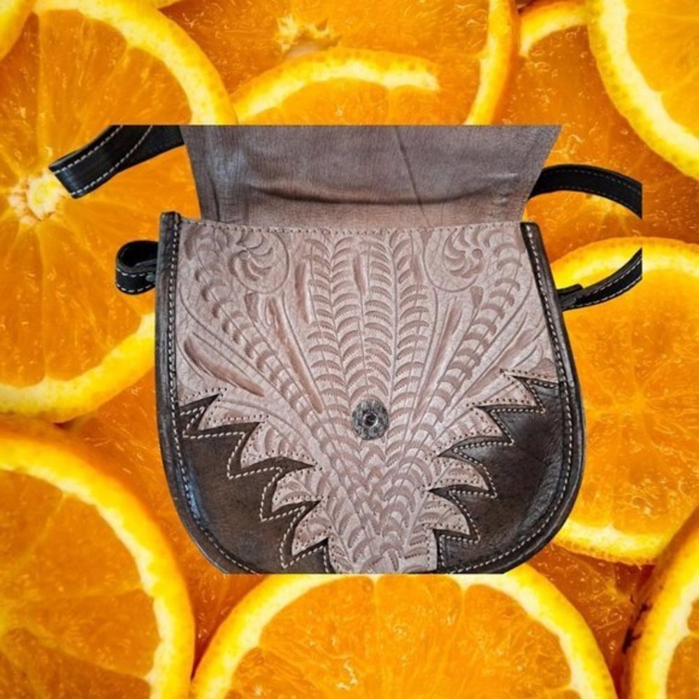 American West Purse with Long‎ Strap - Picture 6 of 12